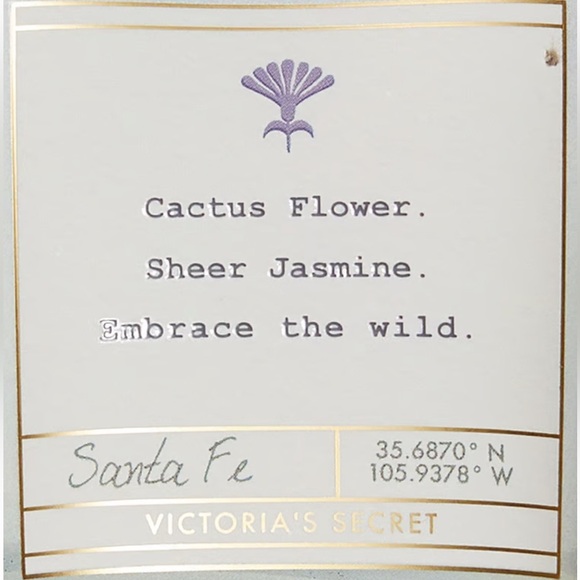 Victoria’s Secret Body Fragrance
Limited Edition Desert Wonders Fragrance Lotion - Picture 2 of 2